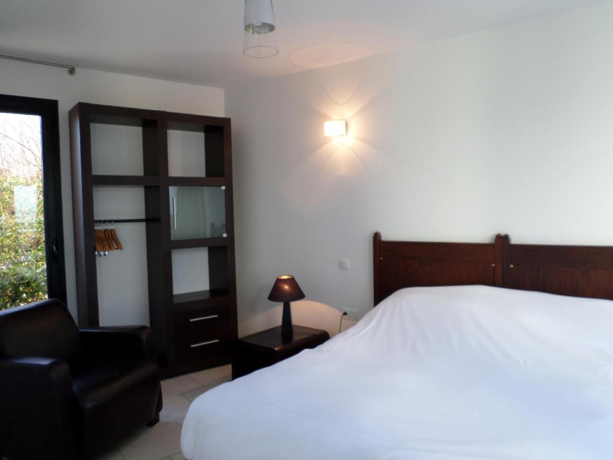 Gites "Bord De Mer" Pmr Ou "Arromanches" 2 Chambres En Front De Mer A Asnelles , 3Km D'Arromanches, 10Km De Bayeux Saint-Côme-de-Fresné Εξωτερικό φωτογραφία